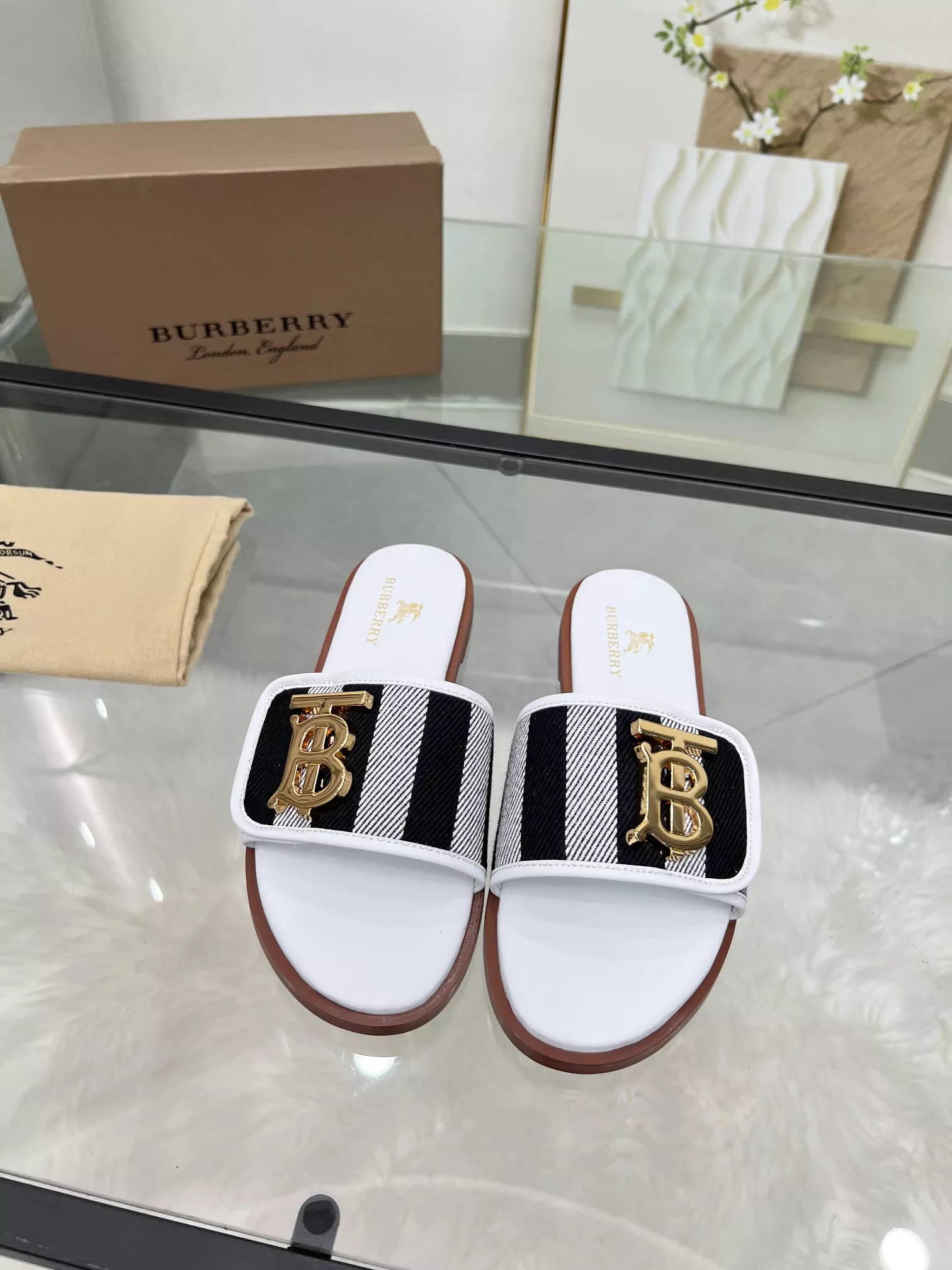 burberry chaussons pour femme s_12b5ba13